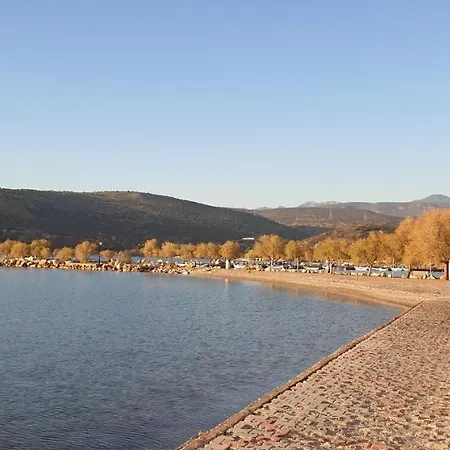 House In Itea-delphi Appartement *