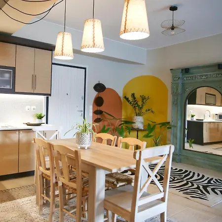 House In Itea-delphi