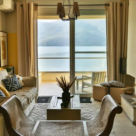 Appartement House In Itea-delphi *