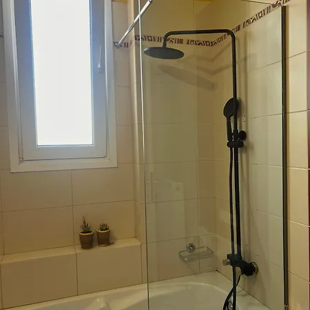 House In Itea-delphi Itea